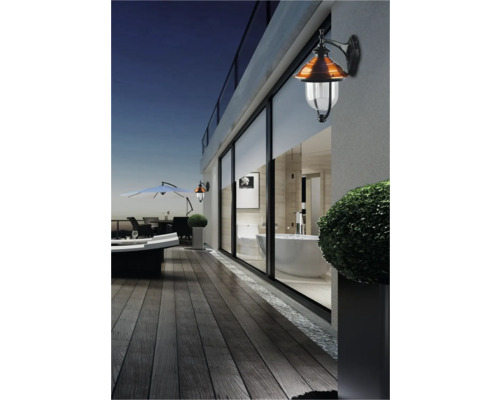 Vonkajší priestor s nástenným svietidlom, terasou a výhľadom do kúpeľne