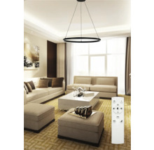 Závesné svietidlo v obývacej izbe s diaľkovým ovládaním