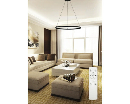 Závesné svietidlo v obývacej izbe s diaľkovým ovládaním