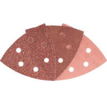 Niekoľko trojuholníkových brúsnych papierov s otvormi