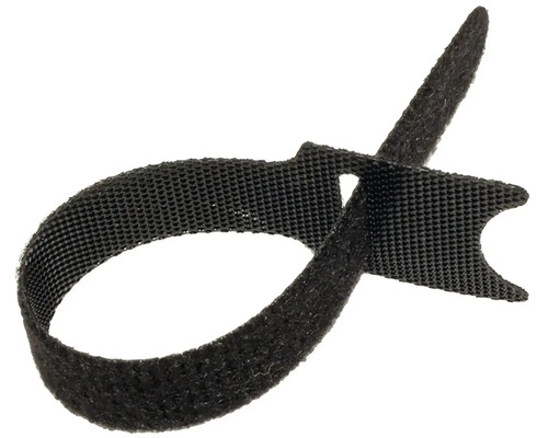Sťahovacia páska na suchý zips v čiernej farbe na flexibilnú organizáciu káblov.