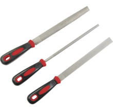 Sada rašplí s tromi rôznymi tvarmi a rukoväťami