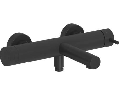 Čierna matná vaňová batéria pre nástennú montáž s výtokom a prípojkou pre sprchu.