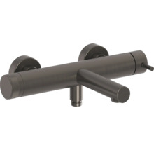 Nástenná vaňová batéria z kartáčovaného tmavého kovu s termostatom a výtokom.