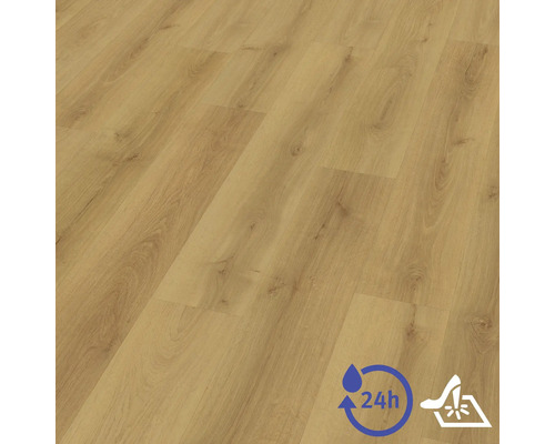 Laminátová podlaha so vzhľadom dreva s ochranou proti vode po dobu 24 hodín a povrchom odolným voči poškriabaniu.
