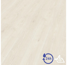 Laminátová podlaha so vzhľadom dreva so symbolmi pre 24hodinovú odolnosť voči vode a vysokú odolnosť.