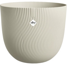 Krémovo biely okrúhly plastový kvetináč Elho so zvislou vlnitou štruktúrou a logo Elho.