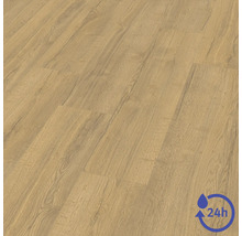 Laminátová podlaha s drevenou štruktúrou a 24-hodinovou odolnosťou voči vode.