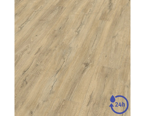 Laminátová podlaha so vzhľadom svetlého duba s kresbou dreva. Vodeodolná až 24 hodín.