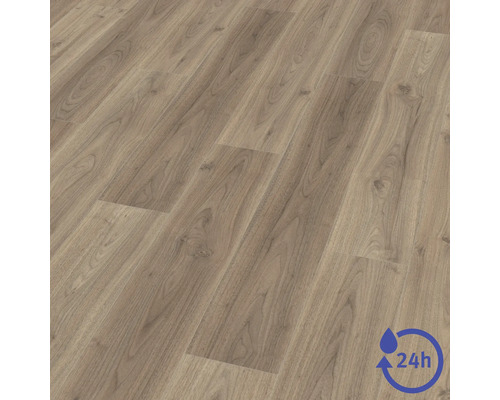 Laminátová podlaha so vzhľadom dreva s prirodzenou štruktúrou a hrčami vrátane symbolu pre ochranu proti vode po dobu 24 hodín