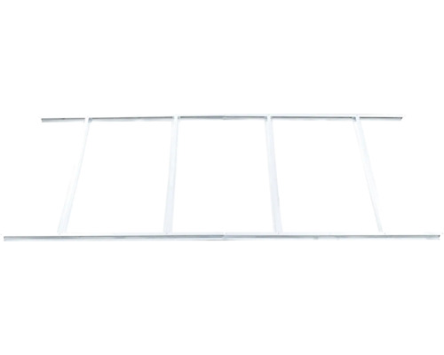 Biely kovový rám s vertikálnymi vzperami, stabilný profil pre okná alebo dvere.