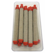 Airless filtre pre striekacie pištole, jemné filtre s pletivom a červenými plastovými koncovkami v plastovom obale.