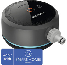 Gardena smart Water Control na riadenie zavlažovania v záhrade s logom Gardena a logom Smart Home by Hornbach.