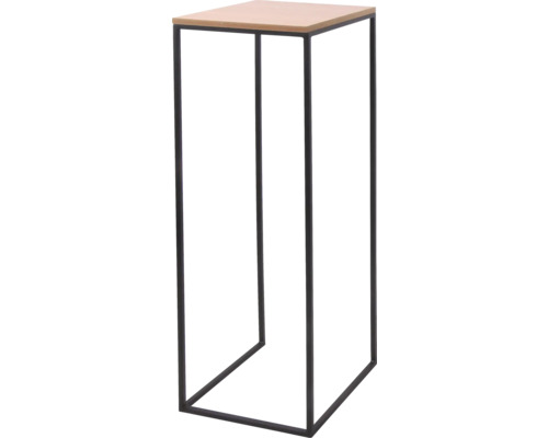 Moderný stojan na kvety s čiernou kovovou konštrukciou a štvorcovou doskou v dekore dreva.