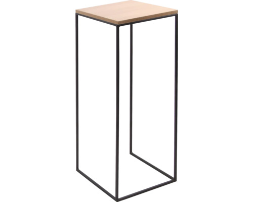 Moderný stojan na rastliny so štvorcovou drevenou doskou a čiernym kovovým rámom.