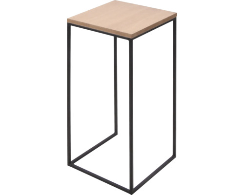 Vysoký odkladací stolík so štvorcovou doskou zo svetlého dreva a čiernou kovovou konštrukciou.