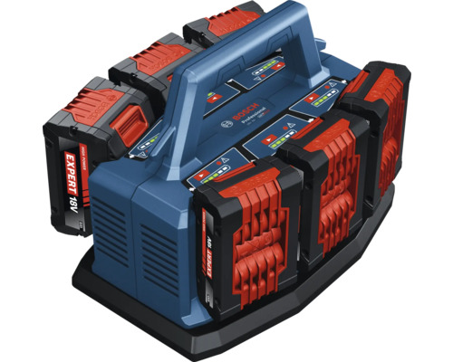 Viacnásobná nabíjačka Bosch Professional 18 Volt so šiestimi akumulátormi a transportnou rukoväťou.