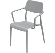 Sivá kovová záhradná stolička s opierkami na ruky.