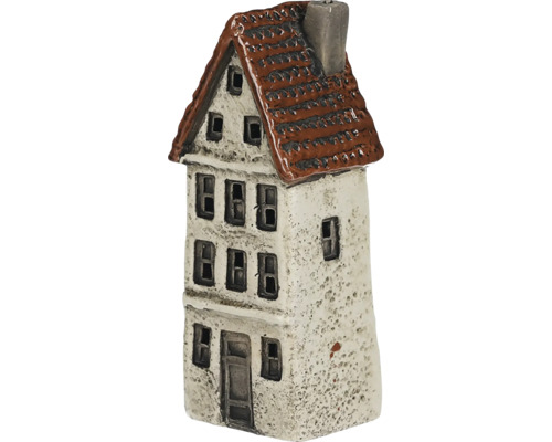 Dekoratívny biely miniatúrny keramický domček s hnedou škridlovou strechou, sivým komínom, oknami a dverami.