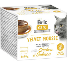 Brit care Velvet Mousse krmivo pre mačky s kuracím mäsom a lososom, 2 krát 80 gramov.
