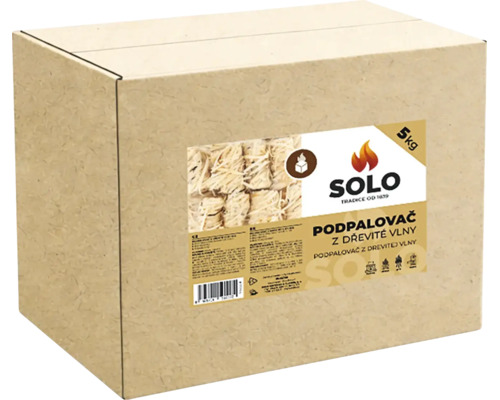 SOLO podpaľovač z drevitej vlny v balení s hmotnosťou 5 kilogramov.