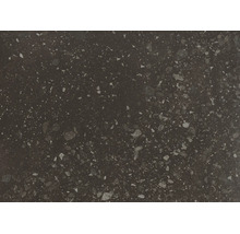 Tmavosivá dlažba vo vzhľade terrazzo so svetlým kropením.