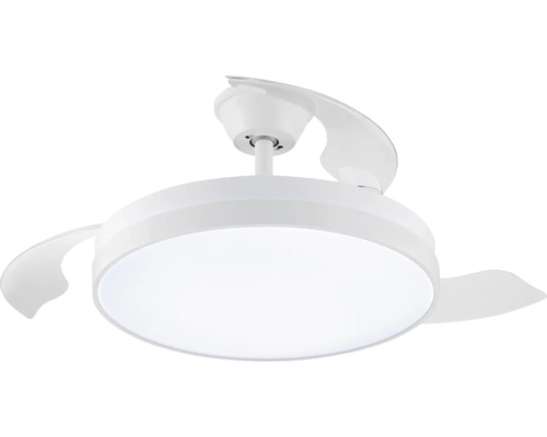 Moderný biely stropný ventilátor s integrovaným osvetlením a výsuvnými lopatkami.