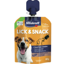 Maškrta pre psov Vitakraft Lick and Snack s príchuťou pečeňovej klobásy v kapsičke s hmotnosťou 60 gramov.