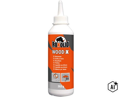 Lepidlo na drevo Roxolid Wood-X v balení 263 gramov s aplikačnou špičkou, vodeodolné podľa normy D3 a 5 minút doba spracovania. (Image AI modified or generated)