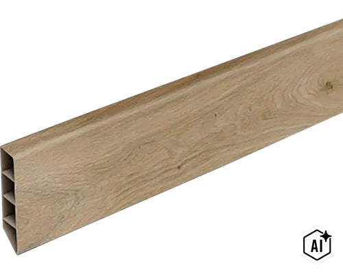 Plastová podlahová lišta v dekore duba s dutým profilom (Image AI modified or generated)