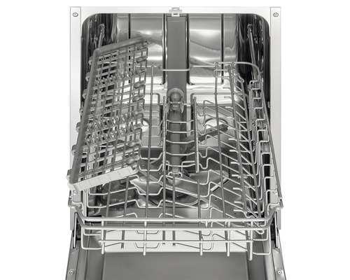 Vnútro umývačky riadu s košmi na riad