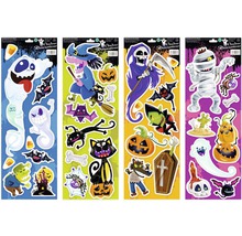 Rôzne okenné nálepky s halloweenskymi motívmi ako duchovia, čarodejnice a múmie