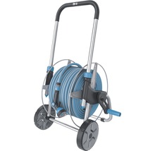 Záhradný hadicový vozík s hadicou a striekacou pištoľou