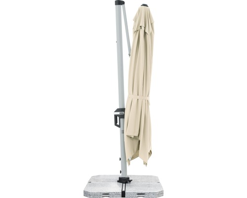 Zatvorený slnečník na základni