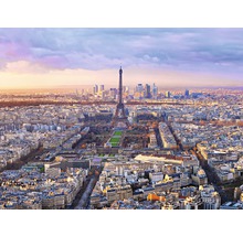 Letecký pohľad na Paríž s Eiffelovou vežou v popredí
