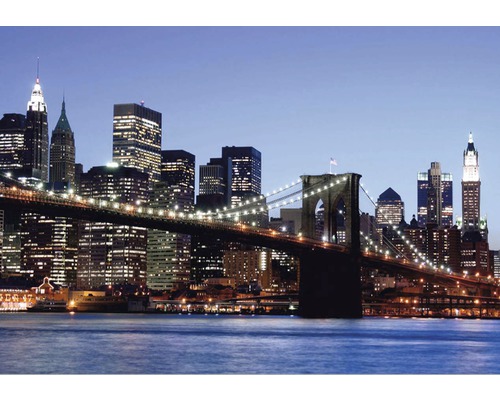 Brooklynský most a panoráma mesta v noci