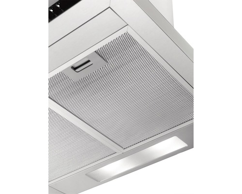 Detailný pohľad na kovový tukový filter odsávača pár