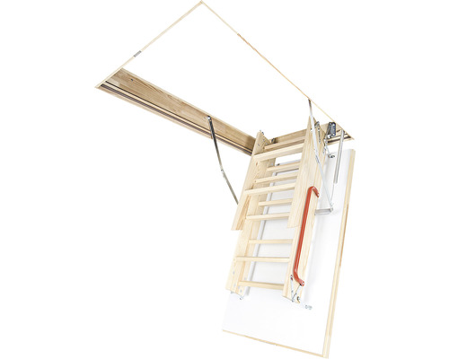 Rozložené drevené podkrovné schody so zábradlím