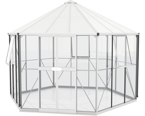 Skleník s transparentnými stenami a strechou