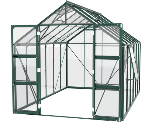 Skleník s otvorenými dverami do záhrady