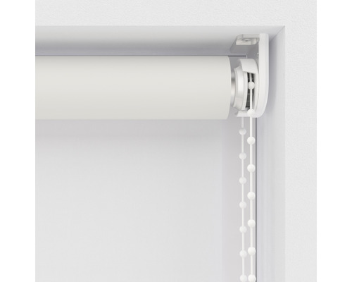 Roleta s retiazkovým ovládaním na dekoráciu okien