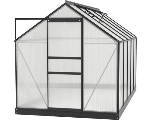 Skleník s otvorenými dverami