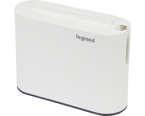 Adaptér Legrand L049401 2× 2P + USB A + USB C 3 A max.