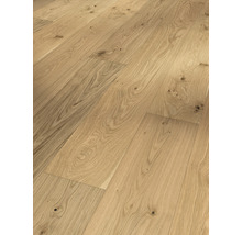 Pokládka svetlej dubovej parketovej podlahy