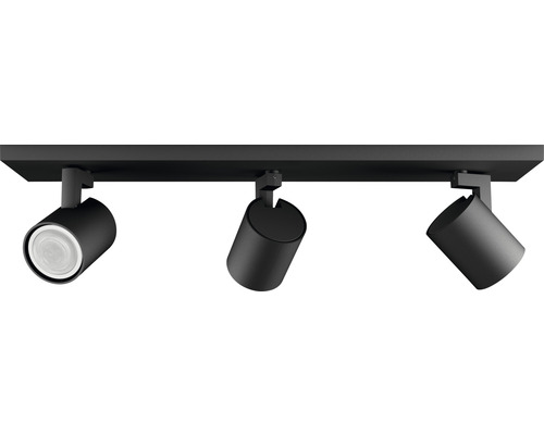 Stropné svietidlo s tromi reflektormi