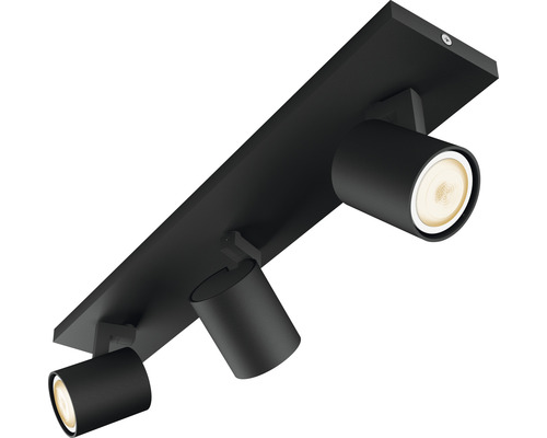 Čierne stropné svietidlo s tromi reflektormi