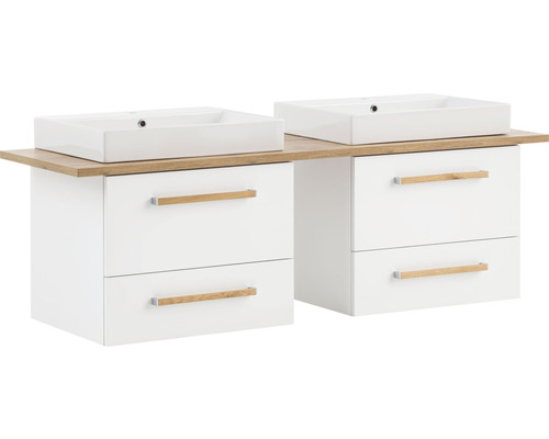 Dvojité umývadlo so skrinkou a zásuvkami v kúpeľni