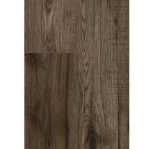 Detail hnedej laminátovej podlahy s kresbou dreva