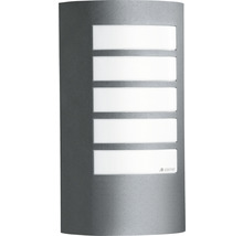 Sivé vonkajšie nástenné svietidlo Steinel s piatimi vodorovnými svetelnými oknami