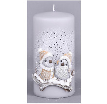 Dekoratívna stĺpová sviečka s motívom vtáčika na slávnostné príležitosti